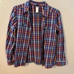 Patagonia Women’s Button Up Long Sleeve Fleece Shirt